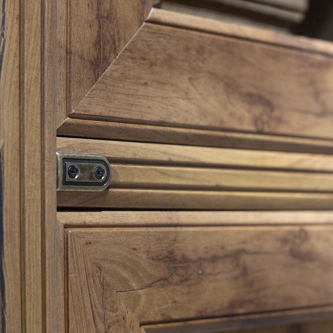 Комод с ящиком и дверцами Атлантида Океания (рамка таксония)