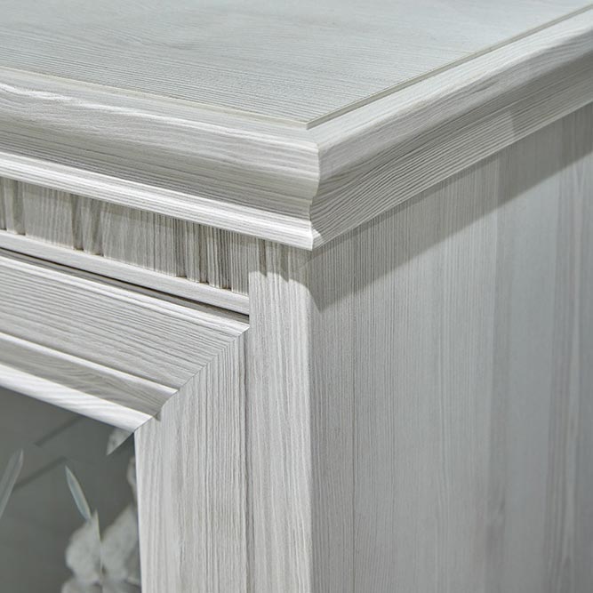 Комод в спальню с ящиками