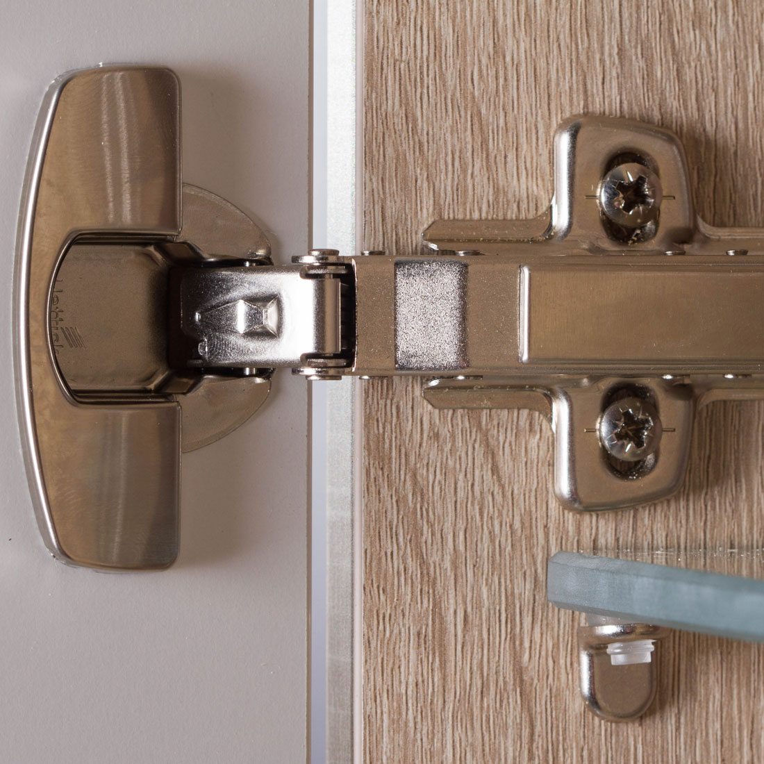 Шкаф для одежды Solo (дуб Ривьера)